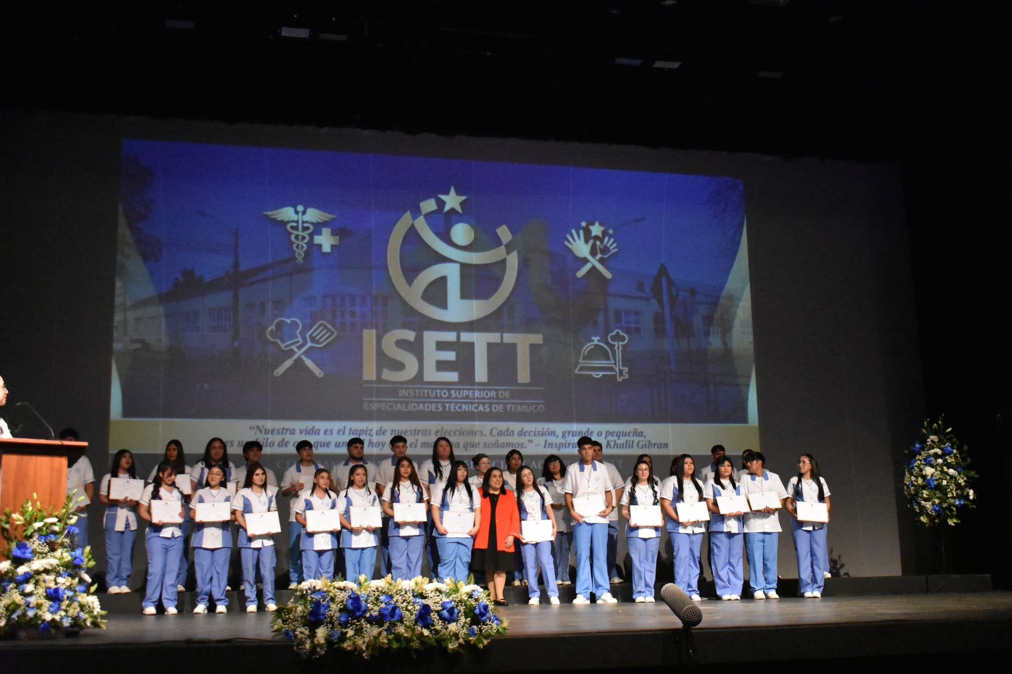 https://ww2.isett.cl/wp-content/uploads/2026/10/img_alumnos.jpg